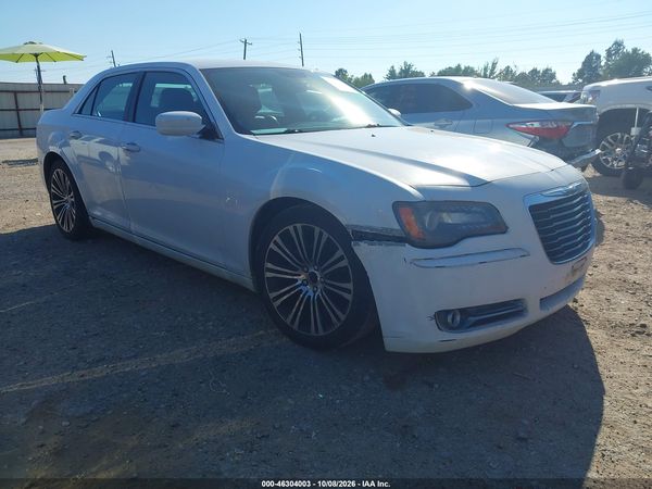 2014 CHRYSLER 300 300S — I1