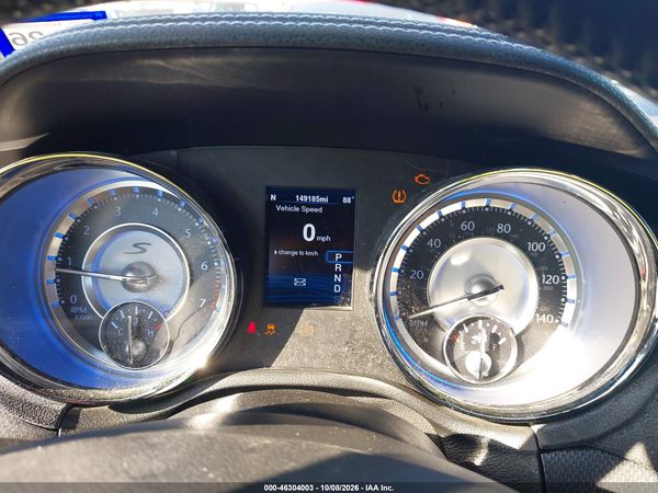 2014 CHRYSLER 300 300S — I7