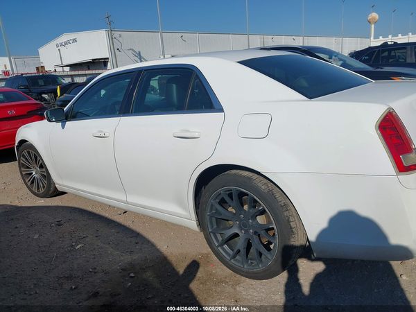 2014 CHRYSLER 300 300S — I117