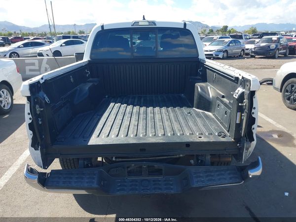 2016 TOYOTA TACOMA SR5 V6 — I119