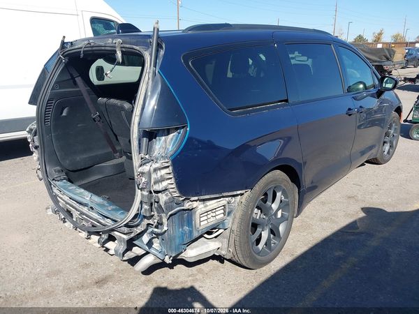 2025 CHRYSLER PACIFICA LIMITED — I4
