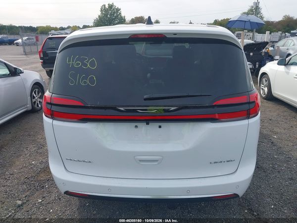 2027 CHRYSLER PACIFICA Limited — I119