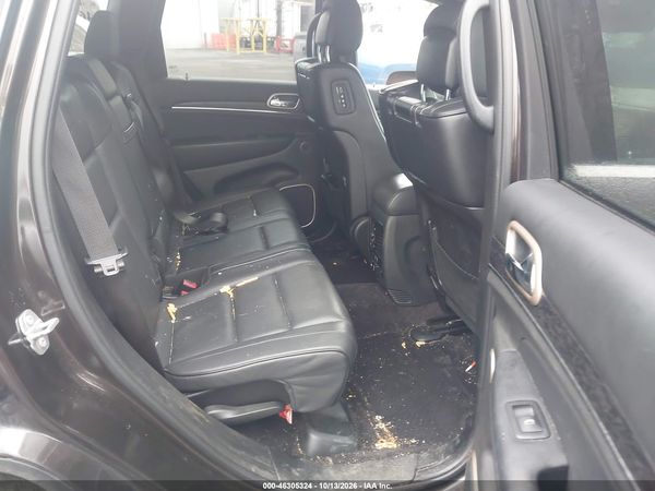 2016 JEEP GRAND CHEROKEE SUMMIT — I8