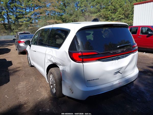 2027 CHRYSLER PACIFICA Select — I3