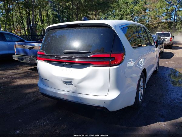 2027 CHRYSLER PACIFICA Select — I4
