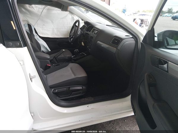 2017 VOLKSWAGEN JETTA 1.4T S — I5