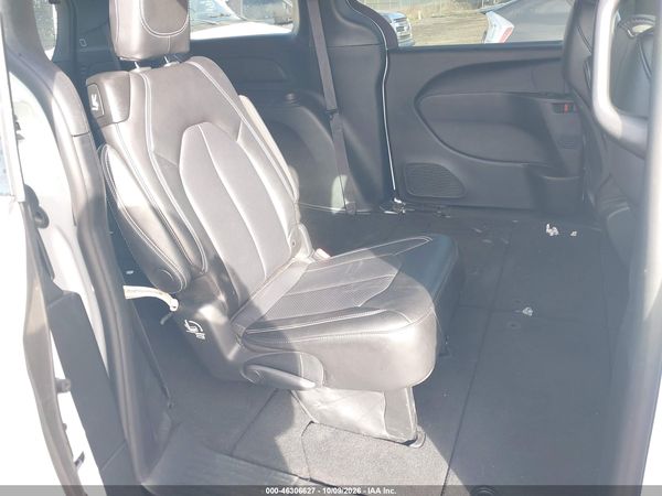 2026 CHRYSLER PACIFICA SELECT — I8