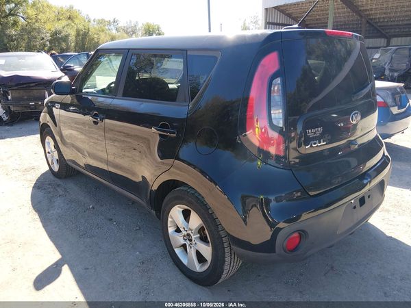 2017 KIA SOUL Base — I3