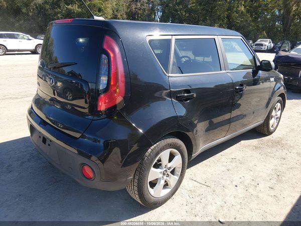 2017 KIA SOUL Base — I4