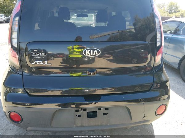2017 KIA SOUL Base — I6