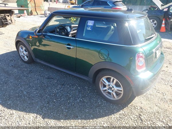 2013 MINI HARDTOP COOPER — I3