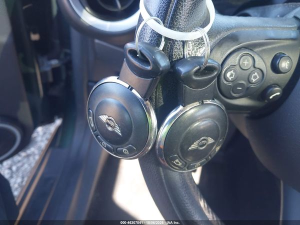2013 MINI HARDTOP COOPER — I11