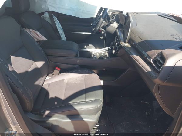 2026 CHEVROLET TRAVERSE FWD LT — I5