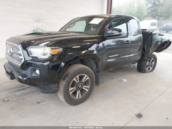 2016 TOYOTA TACOMA — I2
