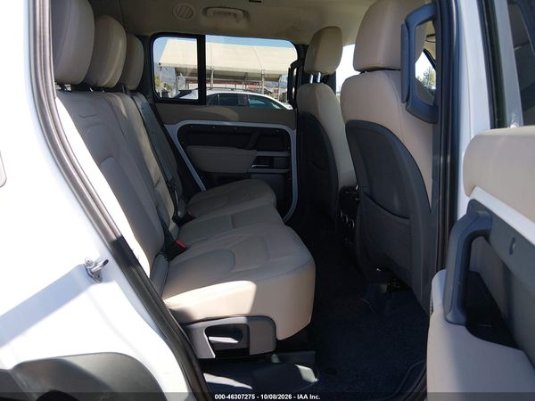 2023 LAND ROVER DEFENDER 130 SE — I8