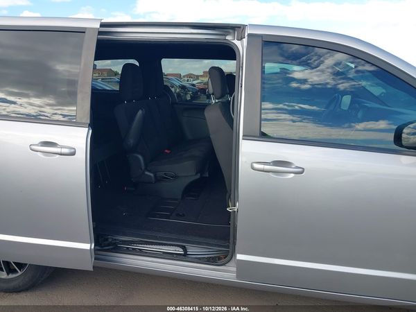 2018 DODGE GRAND CARAVAN SE PLUS — I8