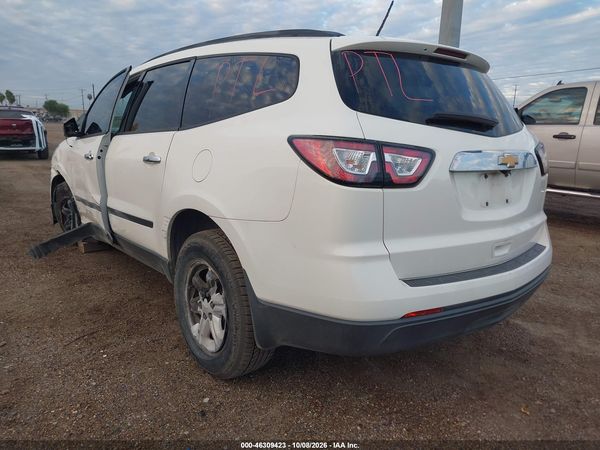 2013 CHEVROLET TRAVERSE LS — I3