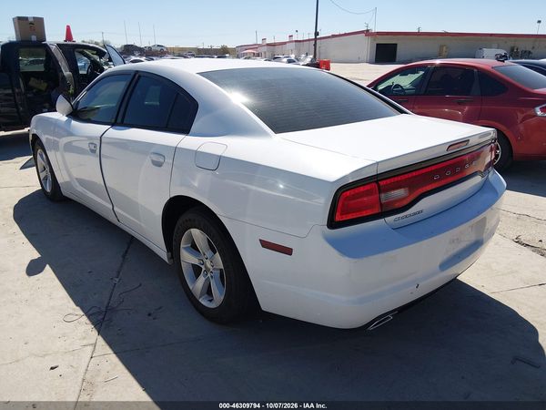 2013 DODGE CHARGER SE — I3