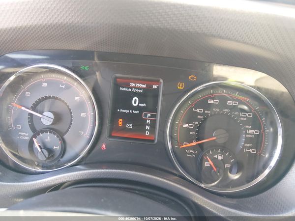 2013 DODGE CHARGER SE — I7