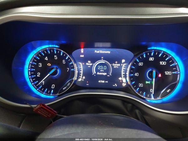 2025 CHRYSLER PACIFICA SELECT — I7