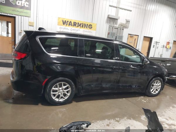2025 CHRYSLER PACIFICA SELECT — I116