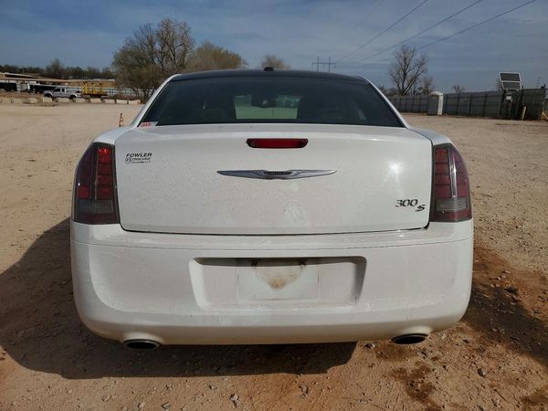 2014 CHRYSLER 300