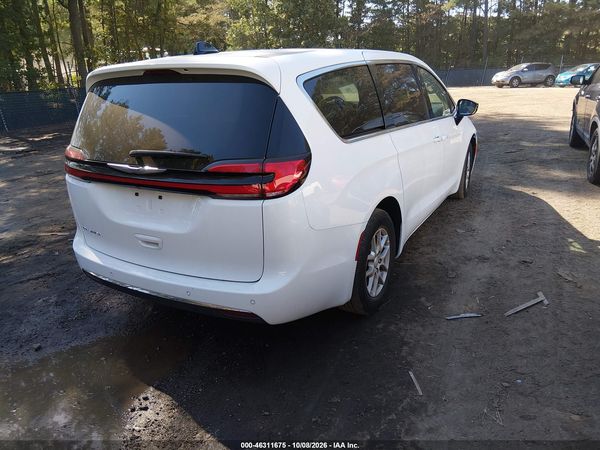 2025 CHRYSLER PACIFICA SELECT — I4