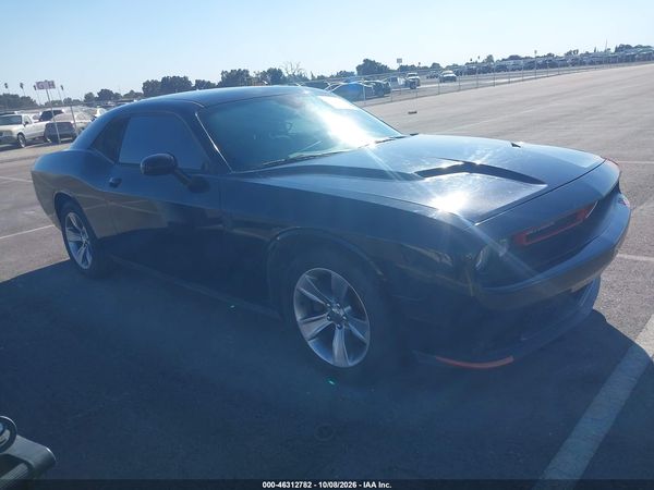 2016 DODGE CHALLENGER SXT — I1