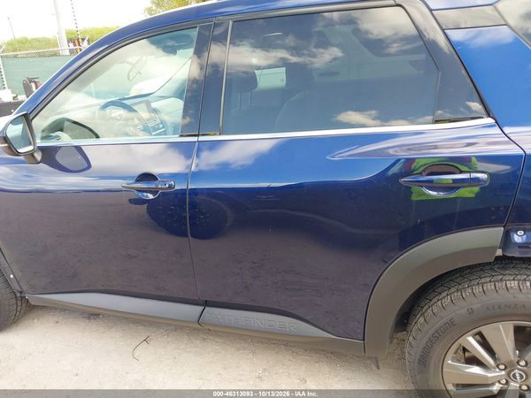 2024 NISSAN PATHFINDER SV 4WD — I117