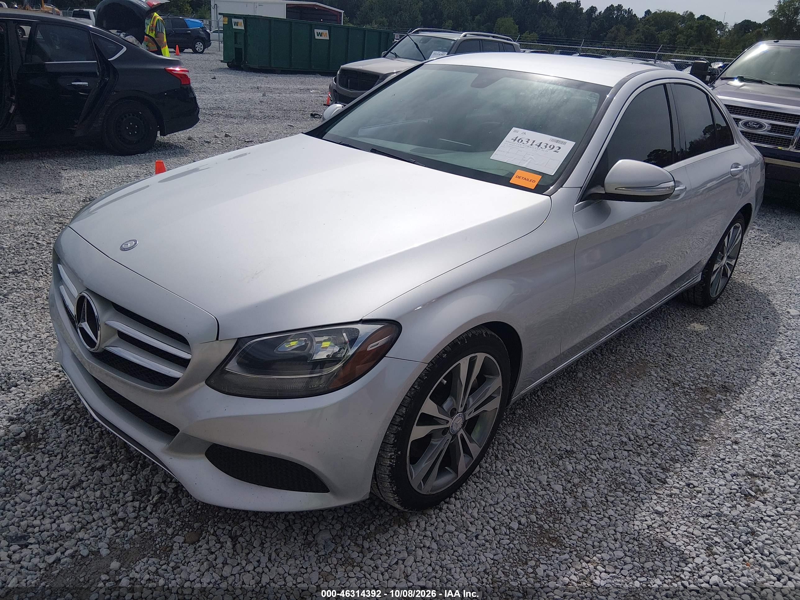 2015 MERCEDES-BENZ C 300 Base — I2