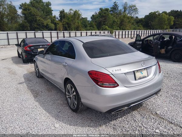 2015 MERCEDES-BENZ C 300 Base — I3