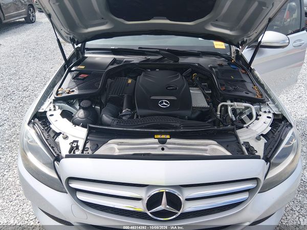 2015 MERCEDES-BENZ C 300 Base — I10