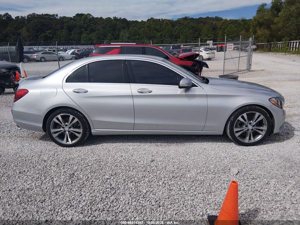 2015 MERCEDES-BENZ C 300 Base — I116