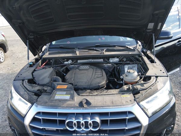 2019 AUDI Q5 45 PREMIUM — I10