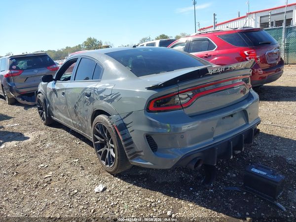 2017 DODGE CHARGER SE RWD — I3