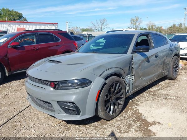 2017 DODGE CHARGER SE RWD — I115