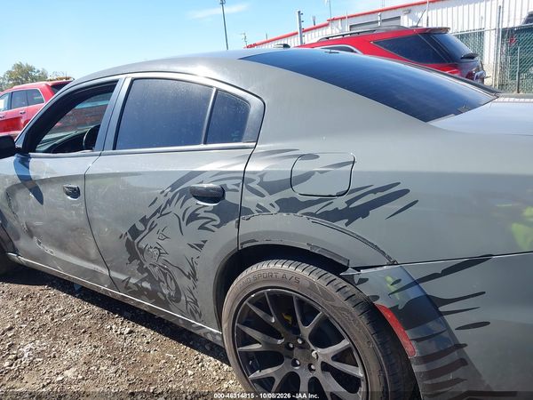 2017 DODGE CHARGER SE RWD — I117