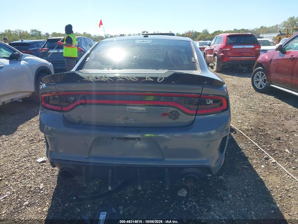 2017 DODGE CHARGER SE RWD — I119