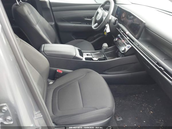 2026 HYUNDAI TUCSON SEL — I5