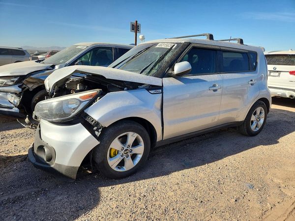 2019 KIA SOUL Base