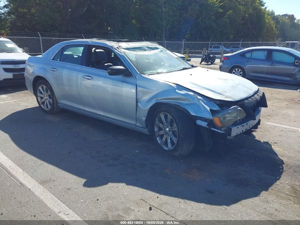 2013 CHRYSLER 300 300S V6 — I1