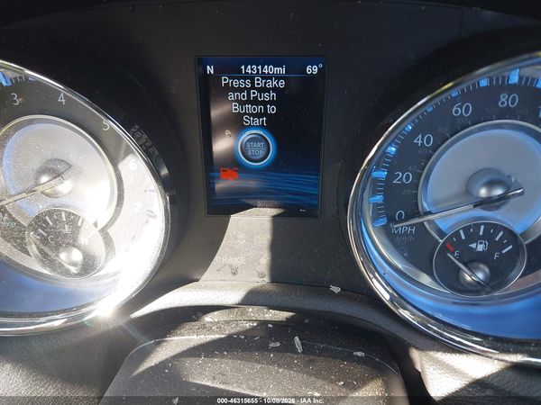 2013 CHRYSLER 300 300S V6 — I7