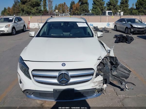 2016 MERCEDES-BENZ GLA 250 GLA250 — I115