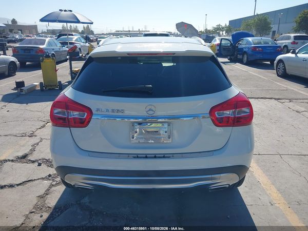 2016 MERCEDES-BENZ GLA 250 GLA250 — I119
