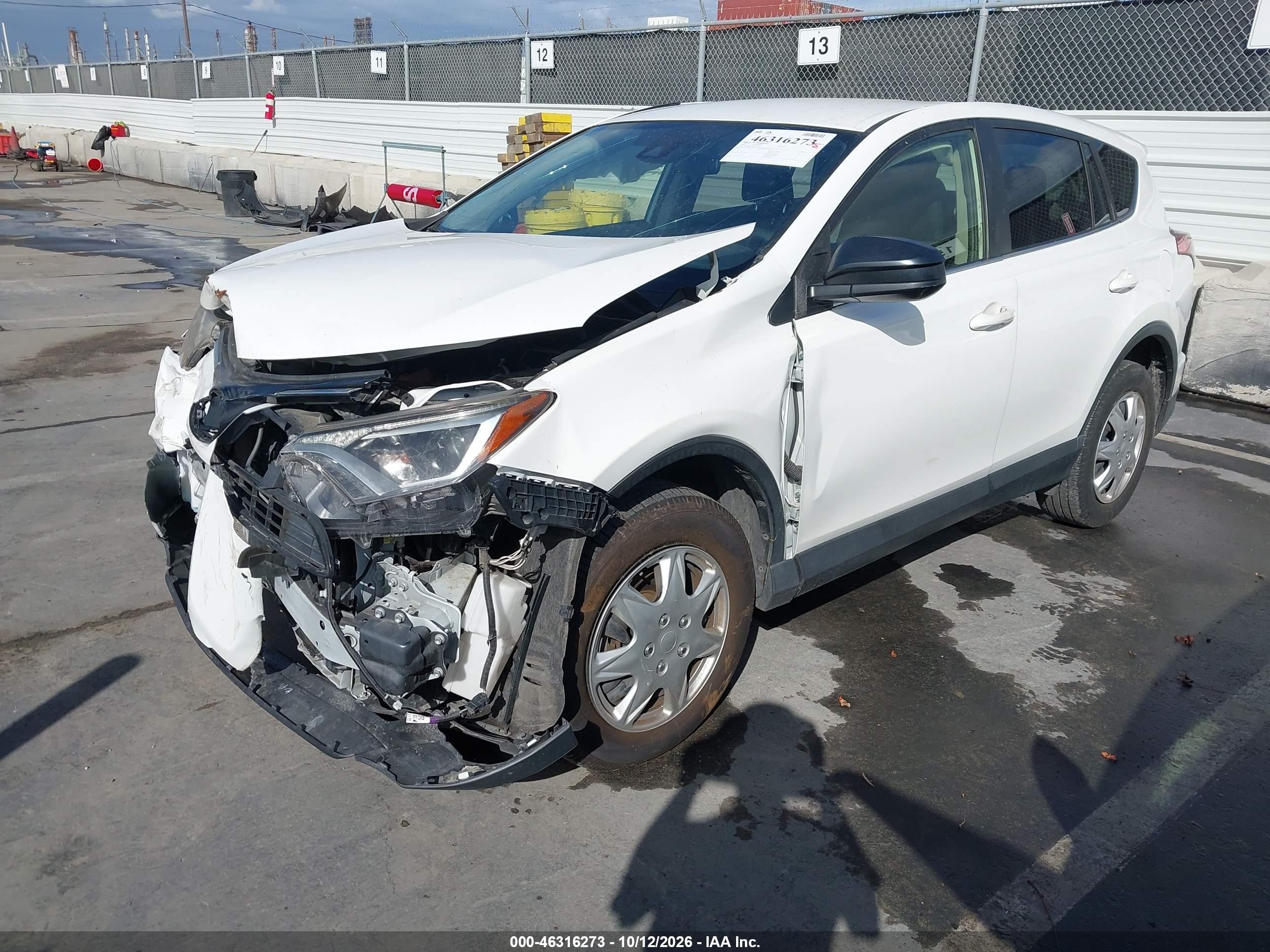 2017 TOYOTA RAV4 LE — I2