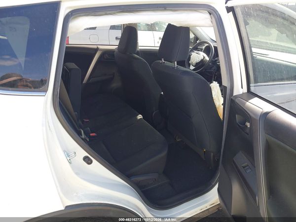 2017 TOYOTA RAV4 LE — I8