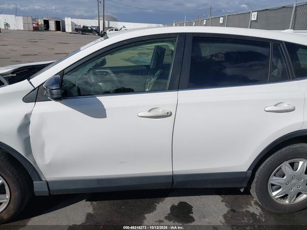 2017 TOYOTA RAV4 LE — I117