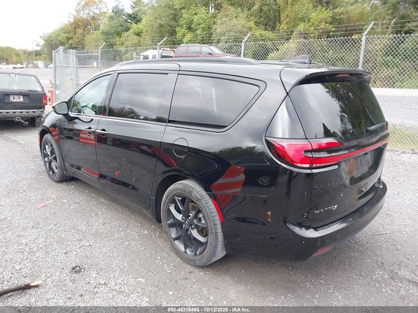 2026 CHRYSLER PACIFICA LIMITED — I3
