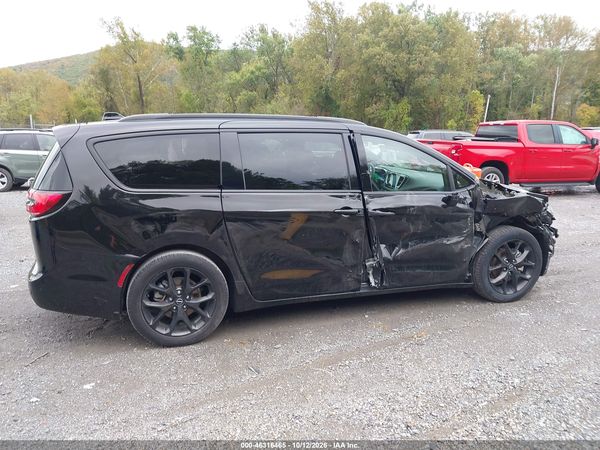 2026 CHRYSLER PACIFICA LIMITED — I116