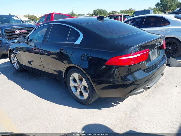 2017 JAGUAR XE 25T — I3